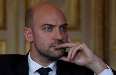 L’Algérie qualifie la colonisation française de « crime d’État » : Paris réagit