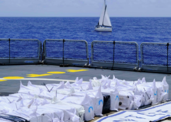 Antilles : la Marine nationale saisit 2,3 tonnes de cocaïne lors d’une opération en haute mer