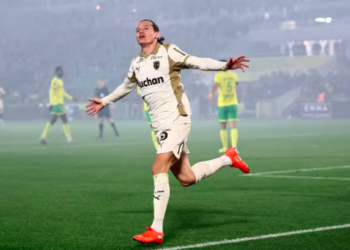 Ligue 1 : le PSG gagne le derby, l’OM craque à neuf, Lille chute