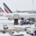 Épisode neigeux : les compagnies aériennes réduisent leurs vols en France