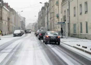 Neige et verglas : la vigilance orange levée, la prudence reste de mise