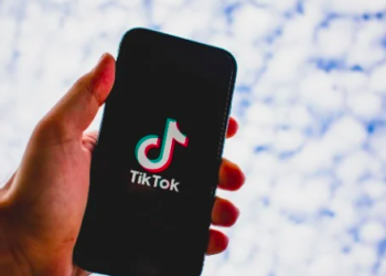 TikTok sommé par l’UE de changer son interface jugée « addictive »