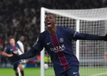 Le PSG humilie l’OM 5-0 et reprend la tête de la Ligue 1