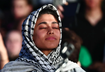 Rima Hassan visée par une procédure pour apologie du terrorisme : où en est le dossier?