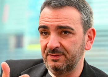 Essence : le litre pourrait dépasser 3 euros selon un porte-parole des automobilistes