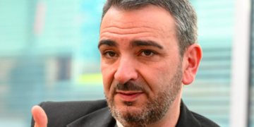 Essence : le litre pourrait dépasser 3 euros selon un porte-parole des automobilistes