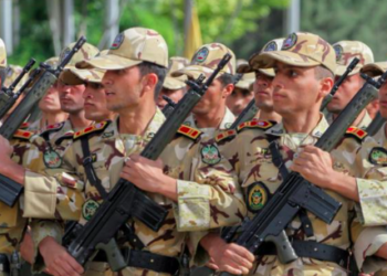 Guerre au Moyen-Orient : l’Iran prêt à aller « aussi loin que nécessaire » contre Israël et les États-Unis