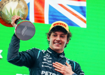 F1 : Antonelli remporte le Grand Prix de Chine