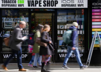 “Une génération sans tabac” : le Royaume-Uni veut faire disparaître la cigarette