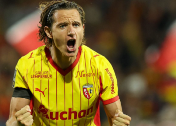 “28 ans après” : Lens se qualifie pour la finale de la Coupe de France