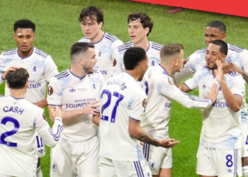 “Villa entre dans l’histoire” : Aston Villa remporte une finale complètement folle