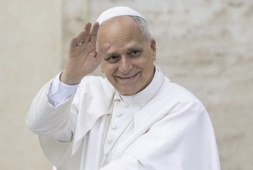 “L’IA ne doit pas dominer l’homme” : le pape Léon XIV publie un texte historique sur l’intelligence artificielle