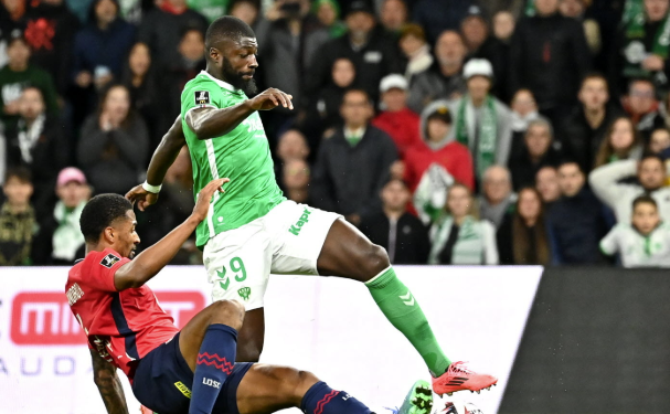 “Le barrage de la peur” : l’ASSE et Nice jouent leur survie en Ligue 1 dans une double confrontation explosive