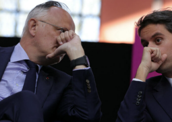 “Ça va finir en guerre interne” : Élisabeth Borne ne croit absolument pas à une entente entre Attal et Philippe pour 2027