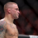 Dustin Poirier : arrêté ivre dans un aéroport, l’ancienne star de l’UFC reconnaît son combat contre l’alcool