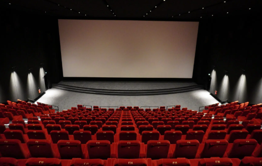 Canicule : pourquoi les salles de cinéma climatisées font le plein avec les fortes chaleurs