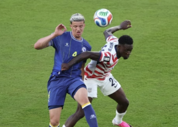 Trump, Balogun et la FIFA : pourquoi le carton rouge annulé fait scandale