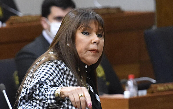 Mbappé : la sénatrice paraguayenne menace désormais de le poursuivre en justice