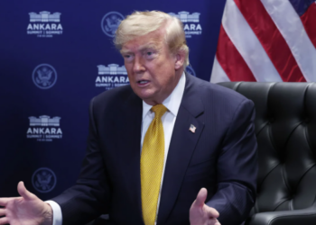 Trump menace l’Iran : les États-Unis pourraient frapper “fort” cette nuit