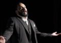 Dieudonné continue de se produire malgré les interdictions : comment il contourne les arrêtés