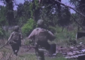 Guerre en Ukraine : la nouvelle tactique d’infiltration de soldats russes inquiète Kiev