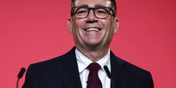 Qui est Andy Burnham, le nouveau Premier ministre du Royaume-Uni ?