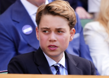 Kate et William disent non : pourquoi le prince George n&rsquo;a toujours pas de smartphone à 13 ans