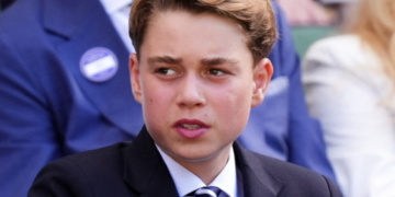 Kate et William disent non : pourquoi le prince George n&rsquo;a toujours pas de smartphone à 13 ans