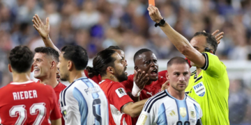 Argentine favorisée ? L&rsquo;IFAB reconnaît que Breel Embolo n&rsquo;aurait jamais dû être expulsé face à l&rsquo;Albiceleste