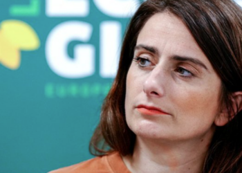 Présidentielle 2027 : Marine Tondelier veut pouvoir suspendre X en cas d&rsquo;ingérence étrangère