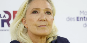 Présidentielle 2027 : Marine Le Pen veut geler les taxes sur le tabac et stopper la hausse automatique des prix