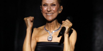 Céline Dion : « Elle a communié avec le public », son deuxième concert à Paris rassure définitivement ses fans